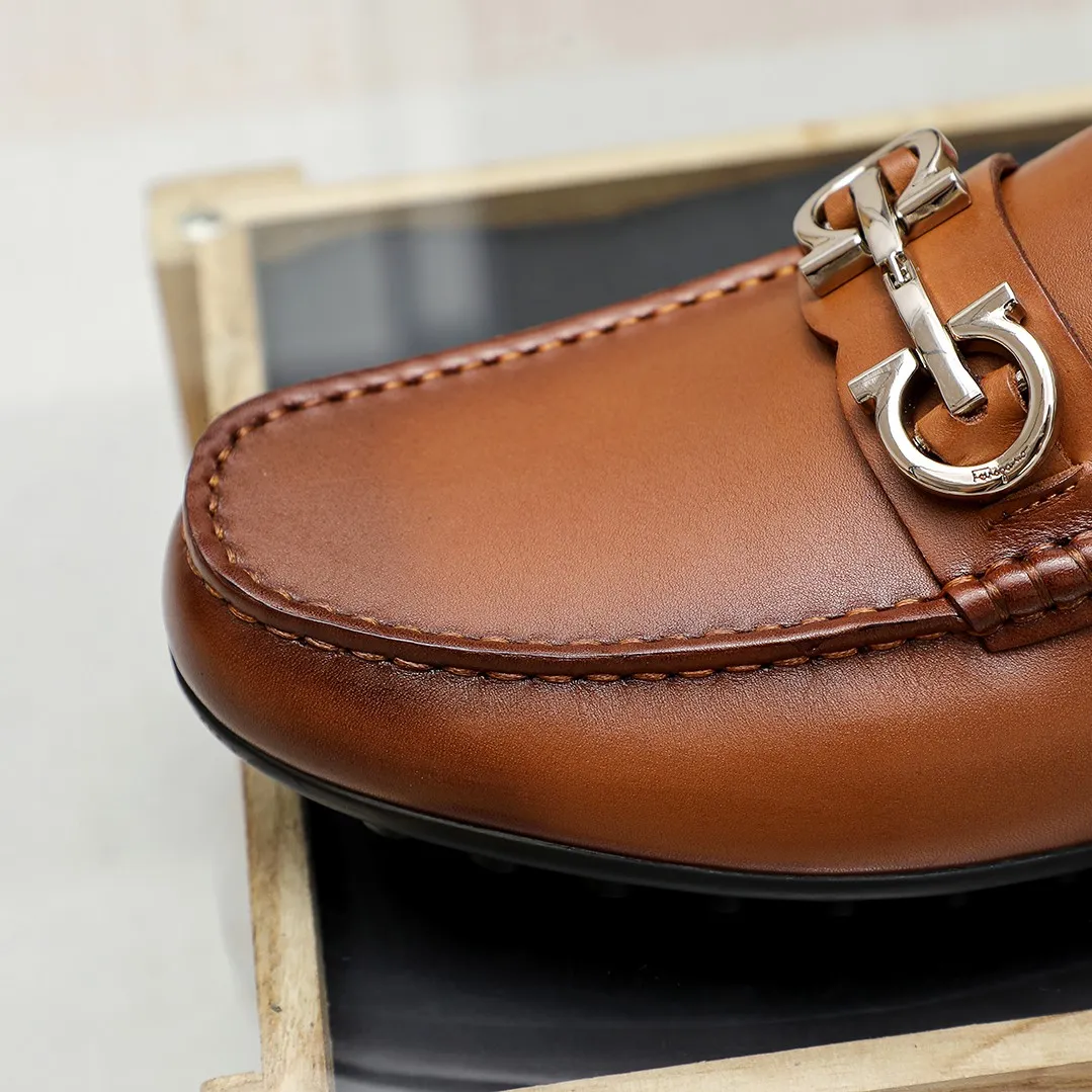 Men's shoes 💰360 🕷🕷【Ferragamo】Ferragamo Popular fashionable casual slip-on shoes🇨🇳Official website counter 1:1 production, original mold opening💯Good quality visible, imported high-end first-layer calfskin, luxurious pigskin lining🌿Very clear texture, high-quality waterproof, non-slip and wear-resistant outsole🎋High quality and low price, truly handmade🍓Color, code number 38-45